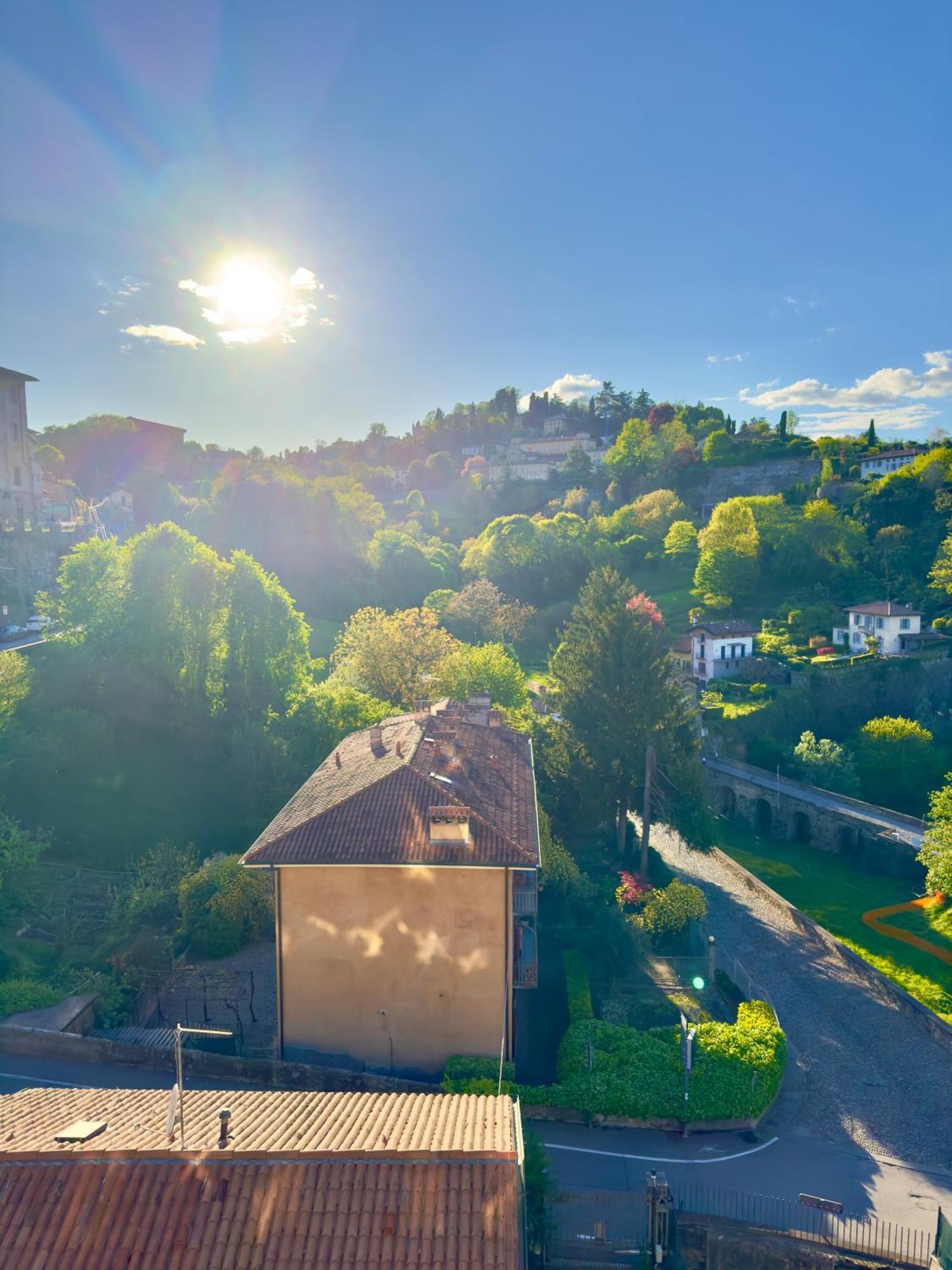 Cn - Casa Vista Natura - Old Town Bergamo Exterior foto
